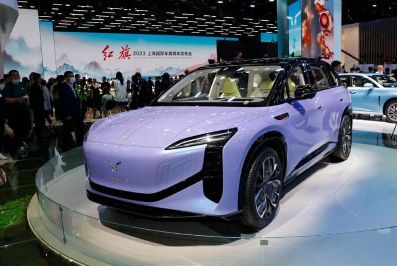 الكشف عن هونشي E202 مع بطارية قابلة للتبديل في معرض شنغهاي للسيارات