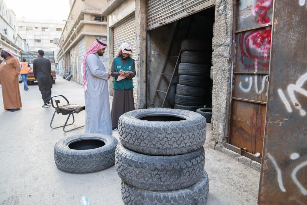 أكثر من 450 جولة رقابية على منافذ بيع إطارات السيارات وضبط 127 ألف إطار مخالف