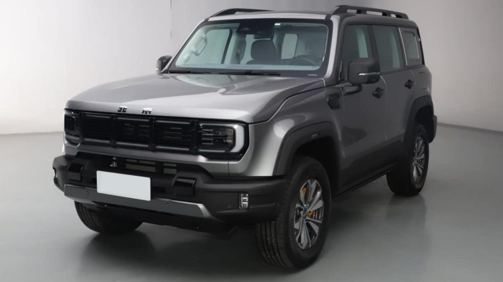 بايك BJ40 الصينية الجديدة لم تعد نسخة مقلدة من جيب رانجلر