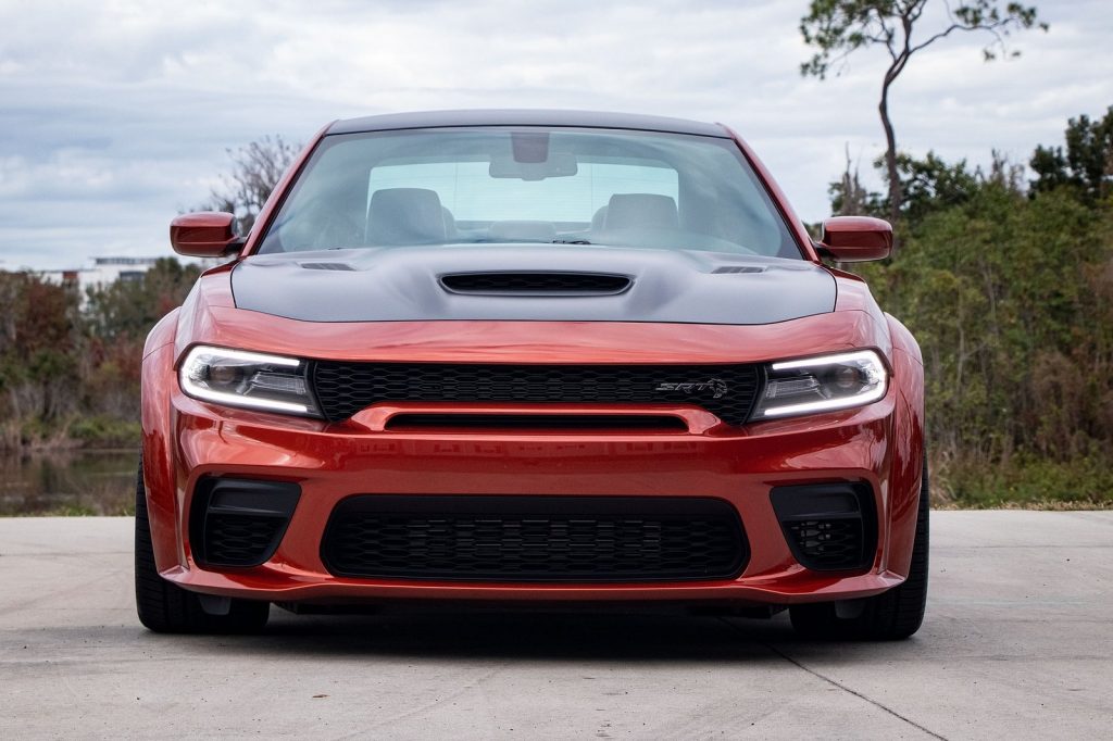 دودج تشارجر SRT Hellcat أكثر سيارة تتعرض للسرقة في أمريكا