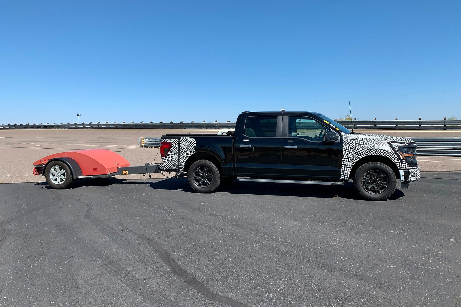 فورد F-200 نسخة الخدمة الشاقة المتوقعة من F-150