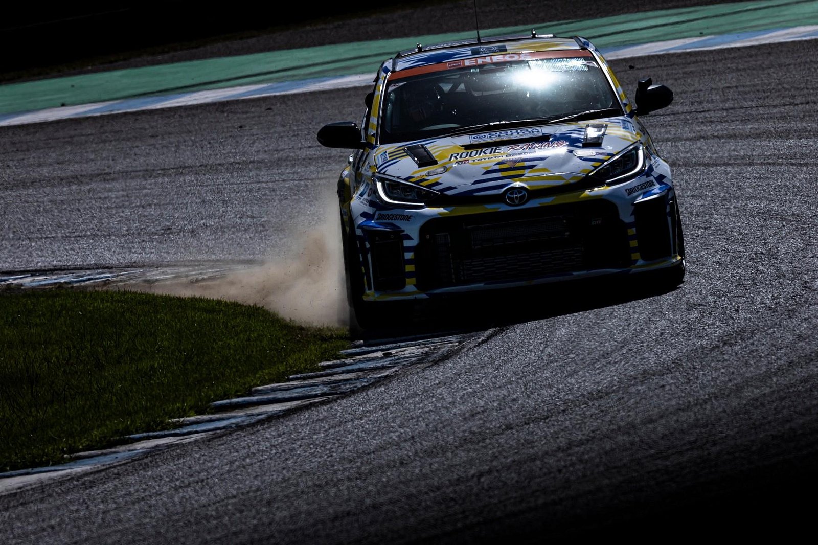 تويوتا تعلن أن ناقل الحركة الأوتوماتيكي الجديد لها سيتوقع نوايا السائق