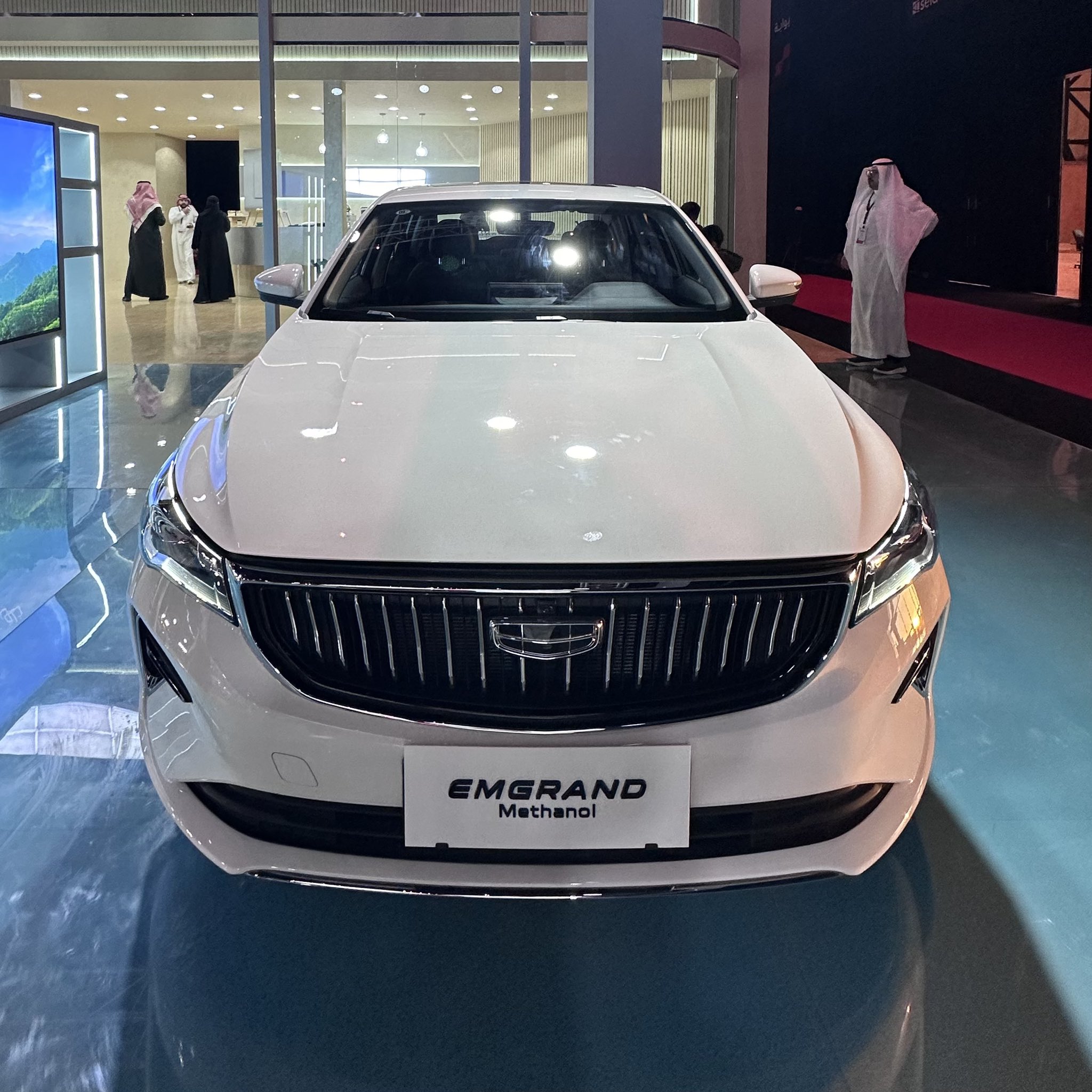 طرح جيلي امجراند ميثانول وجيلي بيرفيس في السعودية