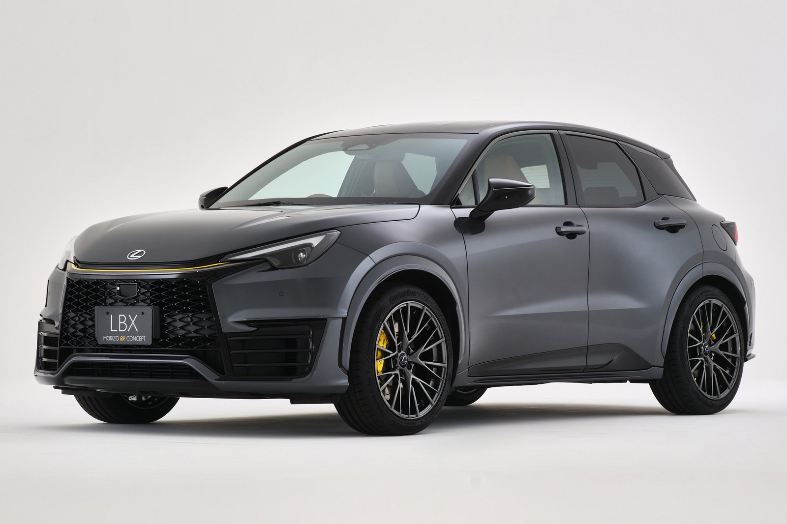 طرح لكزس LBX موريزو RR الاختبارية في صورة نسخة من جي آر كورولا