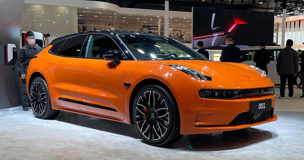 زيكر تبدأ مبيعات 001 وإكس في السعودية والإمارات