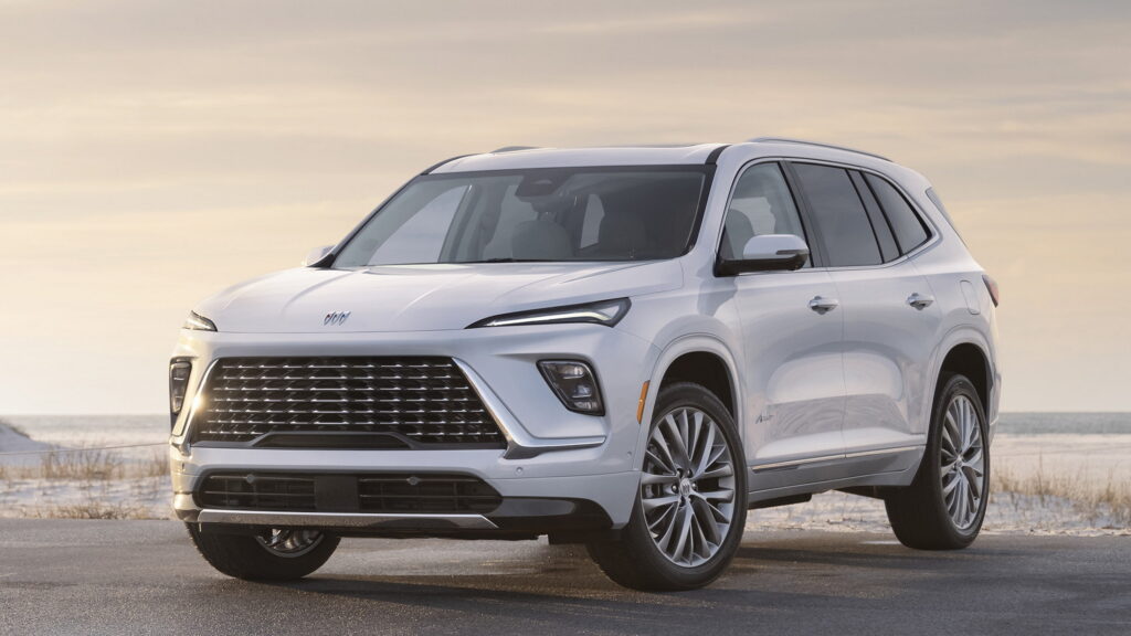 طرح بويك إنكليف 2025 الأكبر والأجمل والأكثر تجهيزاً بالتقنيات