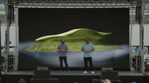 سيارة فورد موستانج جديدة غامضة تلوح في الأفق وستقدم في 2025