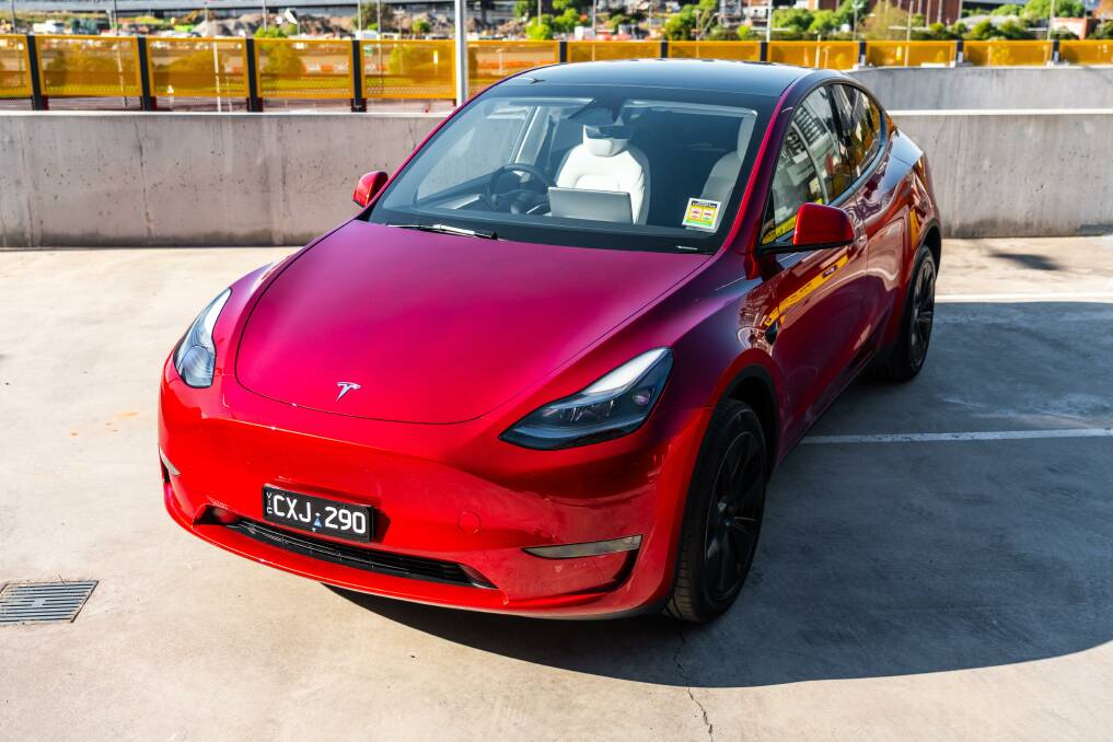 تسلا موديل Y السيارة الأكثر مبيعاً في 2023 بعدد 1.22 مليون نسخة