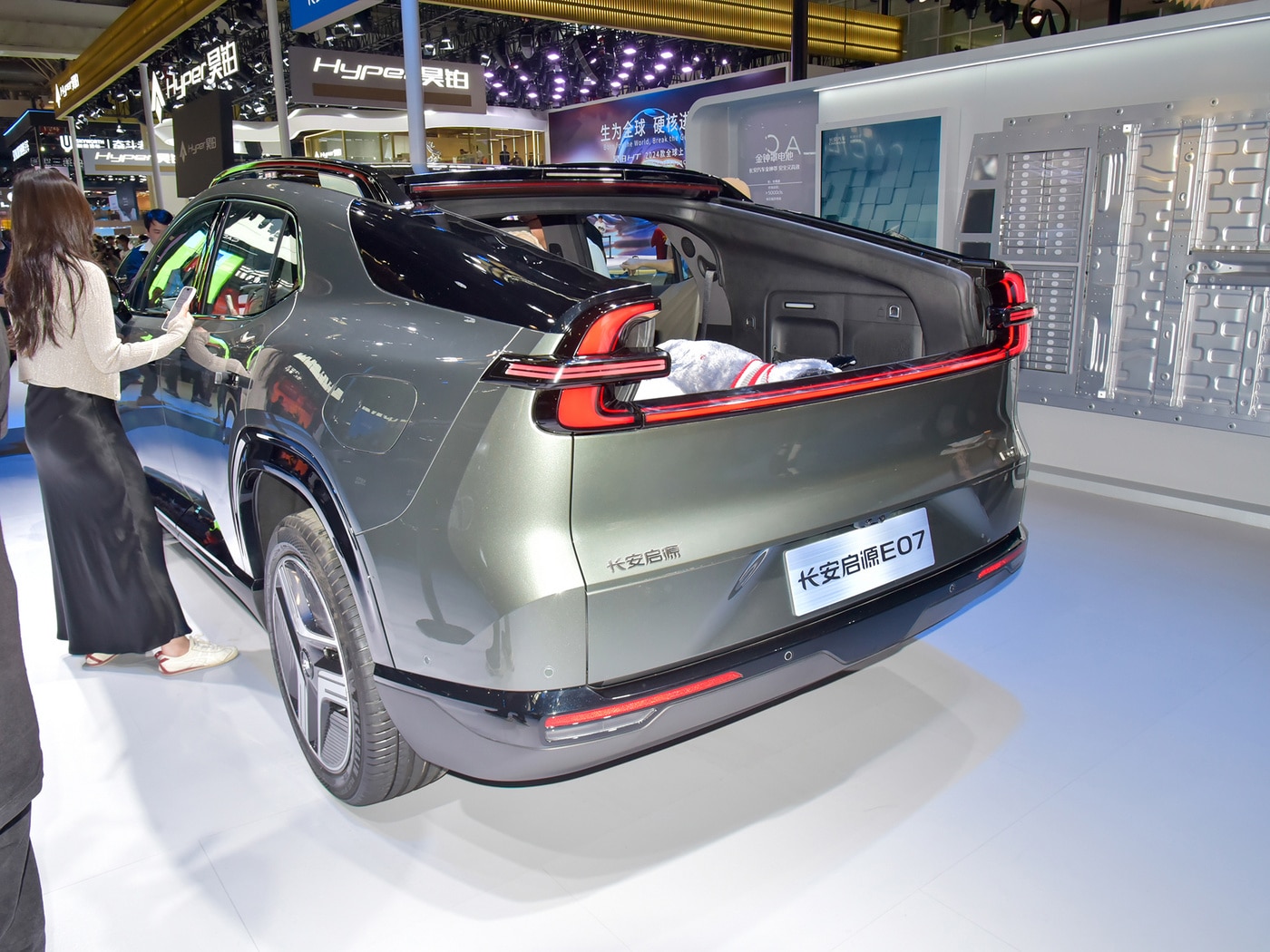 شانجان نيفو E07 .. سيارة يمكنها لعب دور الكروس أوفر والبيك أب في نفس الوقت