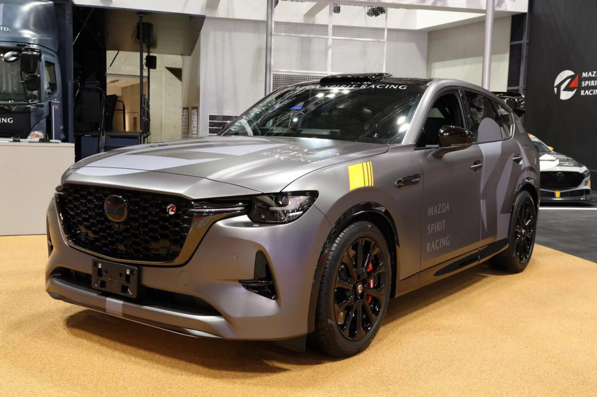 مازدا سبيريت راسينج CX-60 رالي التجريبية في طوكيو أوتو صالون