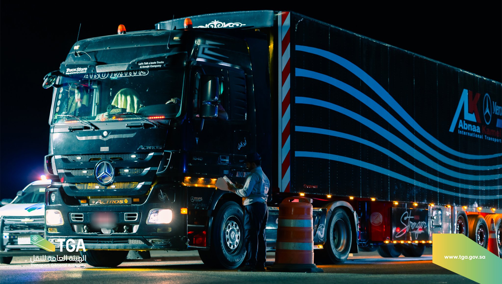 غرامة 10 آلاف ريال للشاحنات الأجنبية التي تعمل في النقل الداخلي بالسعودية