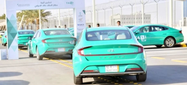 مسودة لائحة جديدة تسمح بالإعلانات داخل سيارات الأجرة