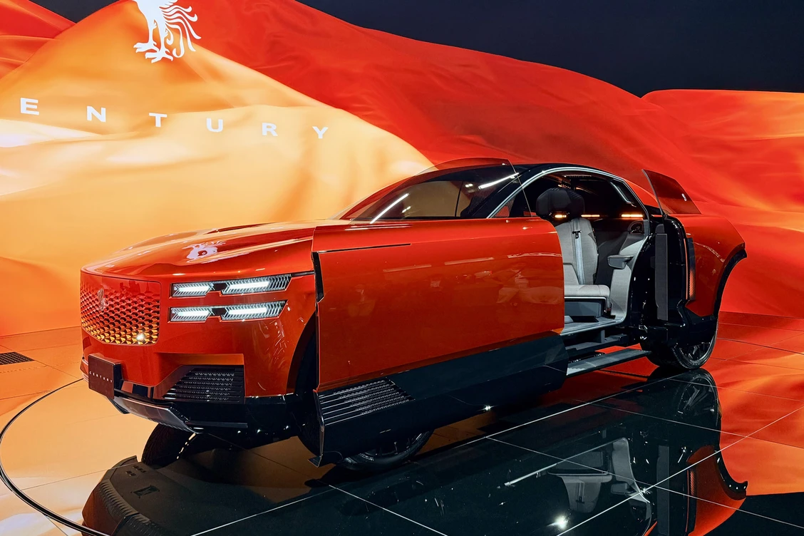 سيارة تويوتا سينشري كوبيه الاختبارية تستهدف فئة السيارات السياحية الفاخرة