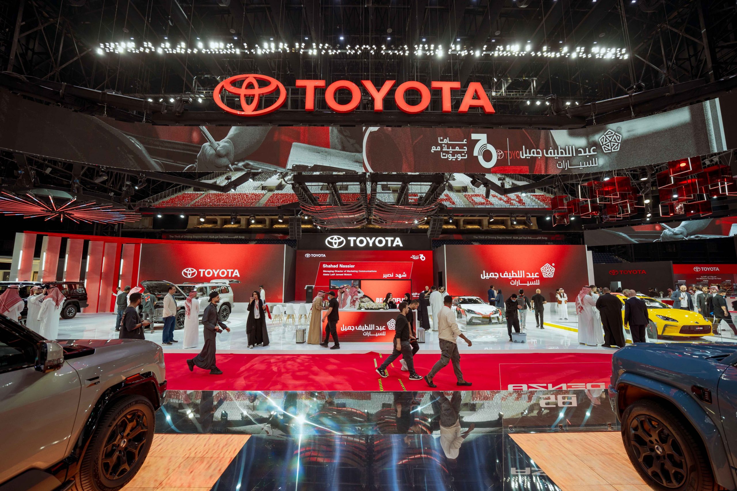 شاهدوا : مشاركة عبداللطيف جميل وكيل تويوتا في معرض الرياض للسيارات