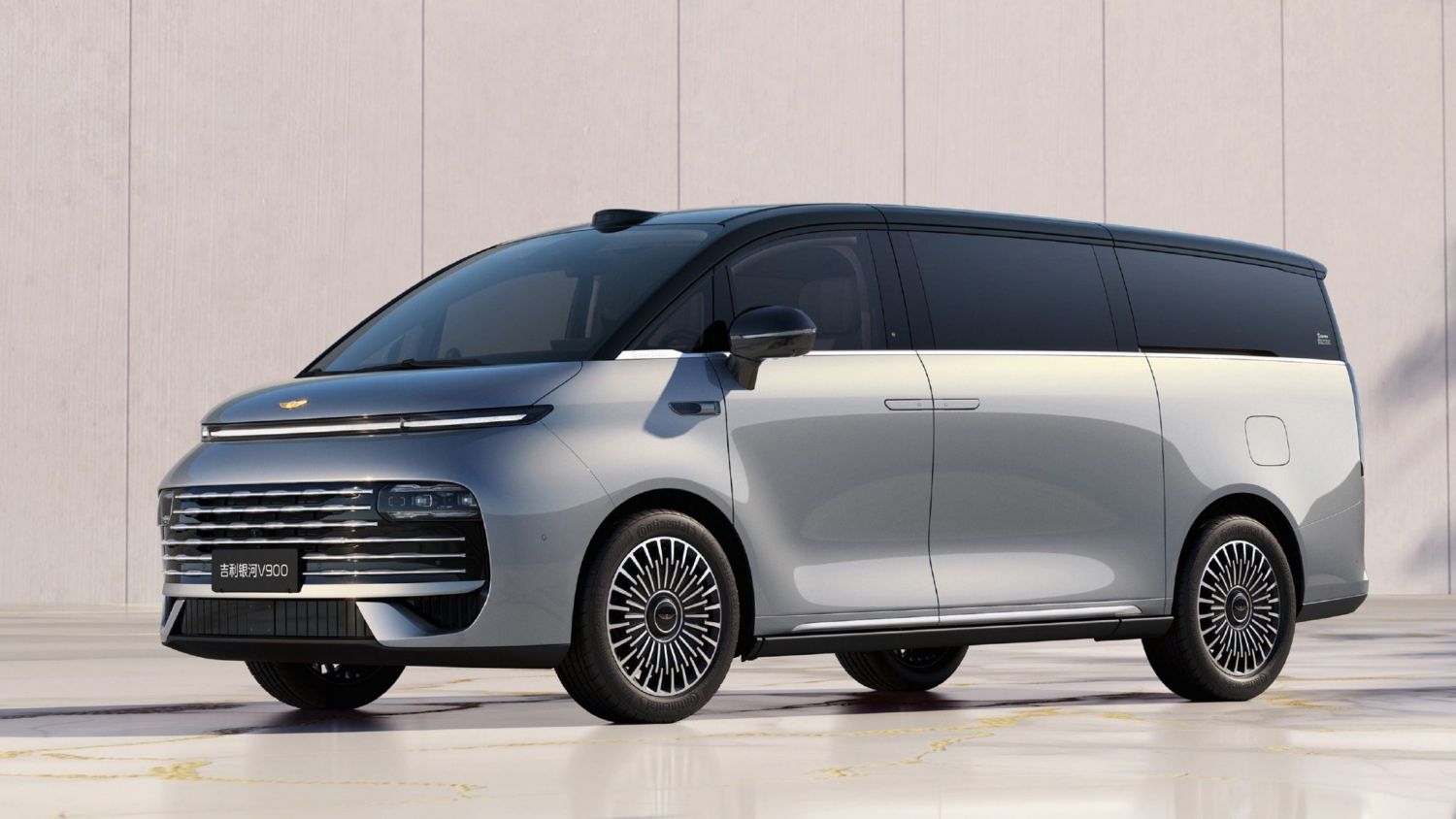 جيلي جالاكسي V900 تنطلق بمدى يصل إلى 1220 كم