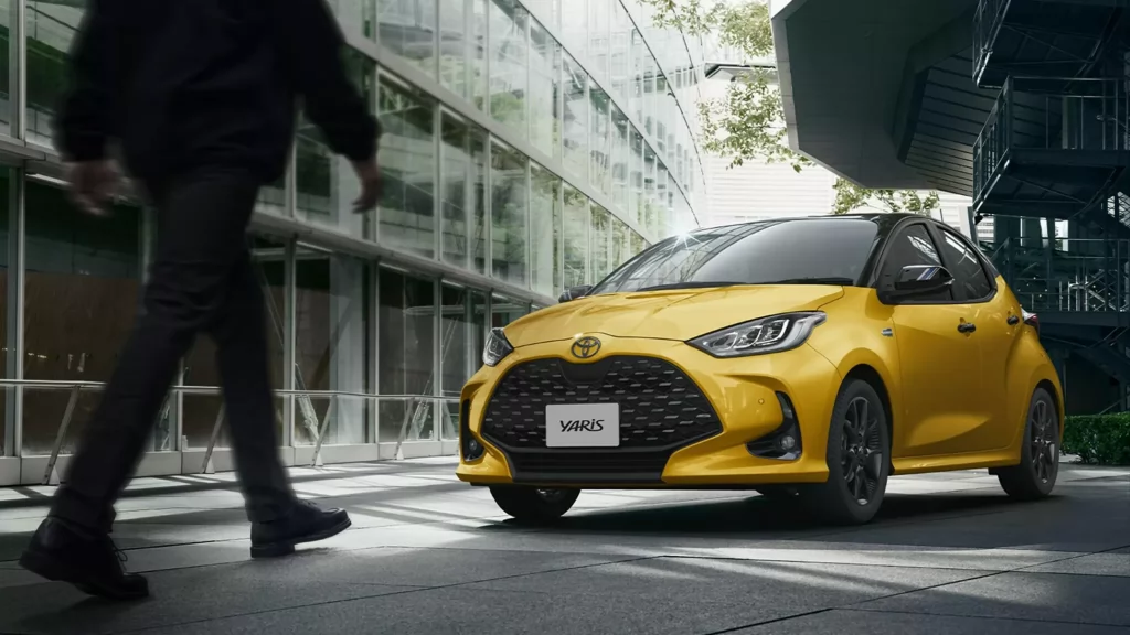 تويوتا ياريس وياريس كروس تحصلان على ناقل حركة يدوي في اليابان