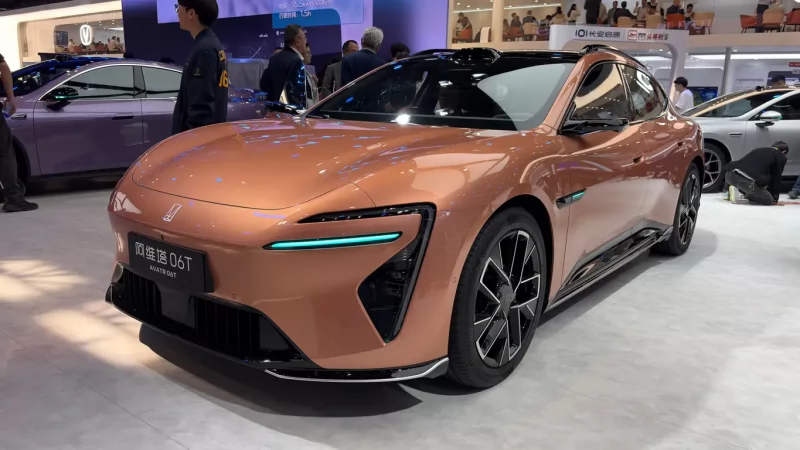 أفاتر 06 تي إستيت.. سيارة كهربائية قوية مزودة بتقنية هواوي في بكين 2026