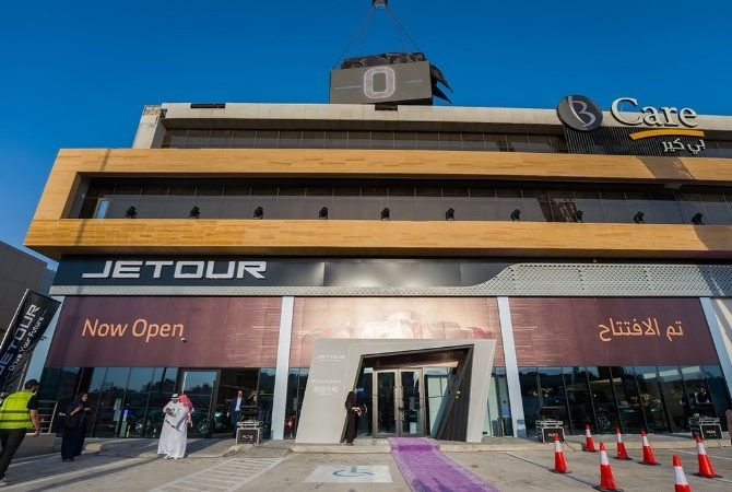 افتتاح صالة عرض جديدة لجيتور مع التوريدات الوطنية في الرياض