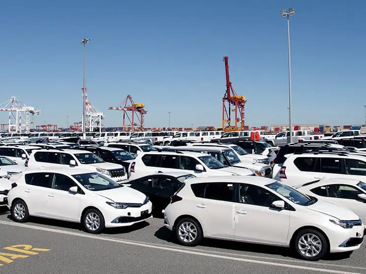 حظر 29 علامة تجارية للسيارات من دخول السعودية مؤقتاً