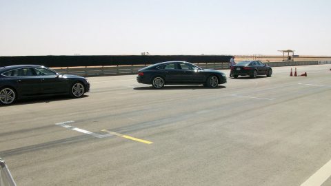 تجربة سيارات اودي S6 و S7 و S8 على حلبة الريم بالرياض