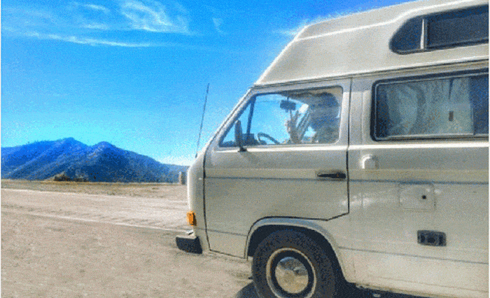 حادث سيارة في دبي يحول مليونير مستهتر الي صاحب مبادرات خيرية