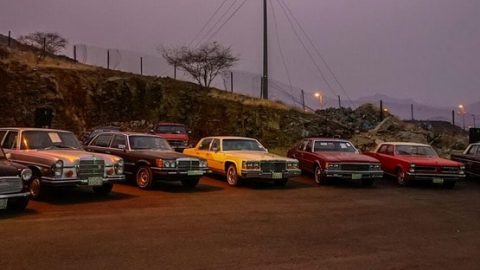 16 سيارة كلاسيكية في مهرجان زي زمان في الطائف