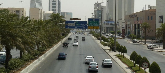 السعودية تدرس فرض رسوم على عدد من الطرق السريعة