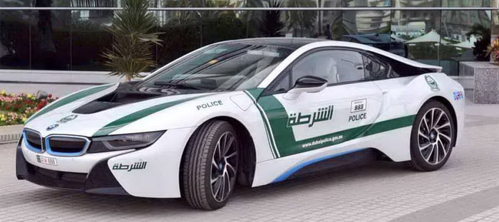 توقعات بارتفاع الطلب علي السيارات الخضراء في الإمارات بعد تحرير أسعار الوقود