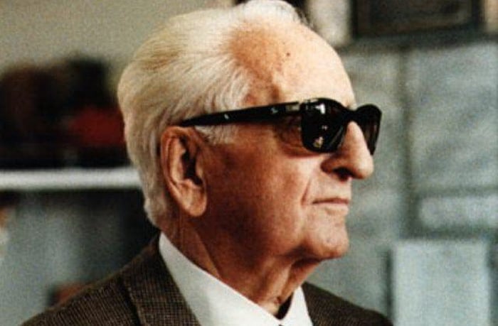 سرقة جسد إنزو فيراري وفدية 10 مليون دولار . . كذبة ابريل جديدة غريبة !!