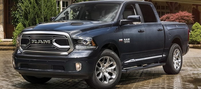 رام 1500 الجديدة تستعد للعرض في ديترويت وجيب رانجلر تقدم في نوفمبر