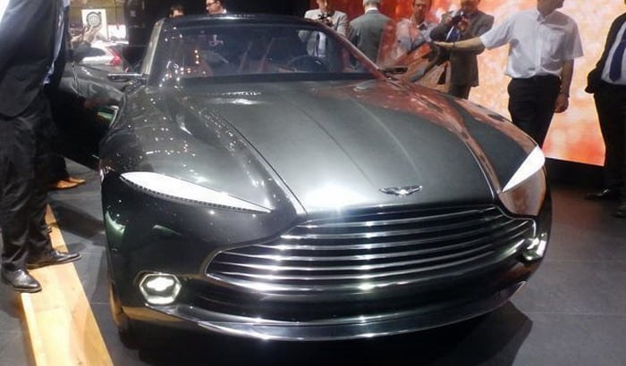 هذه أول نظرة علي أستون مارتن DBX الكروس أوفر الجاهزة للانتاج