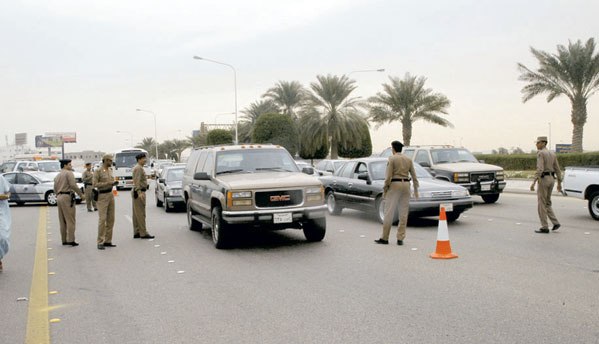 المرور السعودي يؤكد أن المرأة اكثر احتراما للمرور