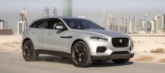 جاغوار تعلن عن تقديم F-TYPE R Coupé و F-Pace و XJR خلال معرض دبي للسيارات