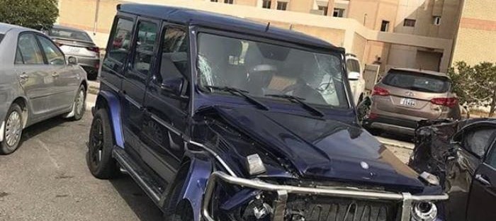 فيديو : سائقان مخالفان يتصادمان معا بسبب السناب شات وقطع ...