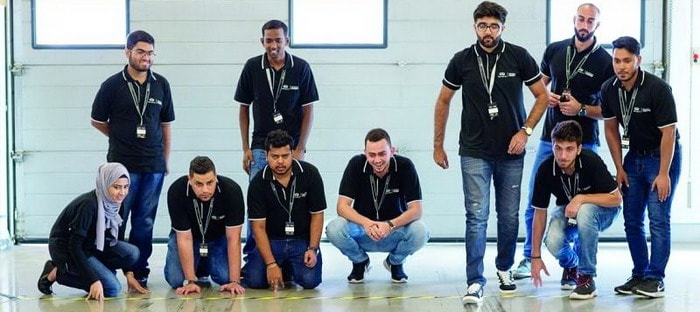 فرصة العمر لطالب إماراتي لدخول عالم فورميلا 1 عبر أكاديمية انفنيتي