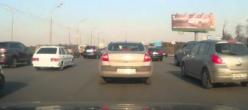 فيديو: هل فكرت من قبل أن السيارات التي تشاركك الطريق قد تنفجر؟