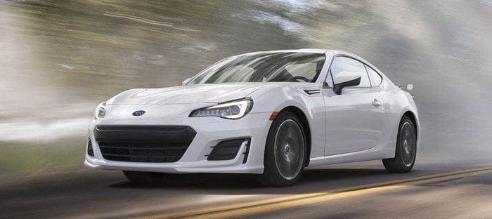 سوبارو BRZ 2017 المحسنة تظهر وجهها في صور وفيديو جديد