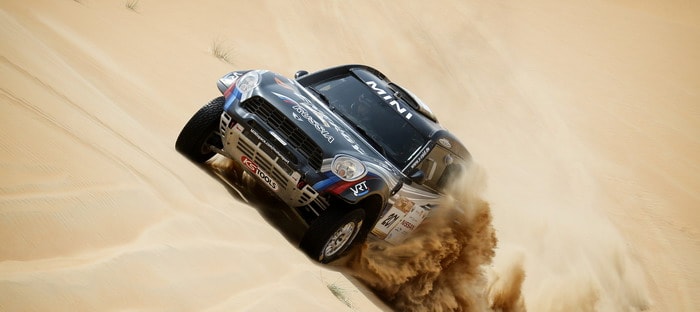 انطلاق فعاليات رالي أبوظبي الصحراوي بمشاركة واسعة ومنافسة شرسة