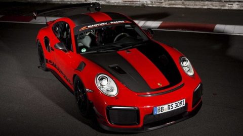 بورشة 911 GT2 RS MR أسرع سيارة قانونية على النوبورجرينج بنفس سعر باناميرا 4