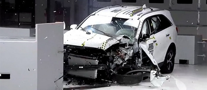 كيا سورينتو الجديدة تحصل علي جائزة أعلي معدلات السلامة في تقييم IIHS