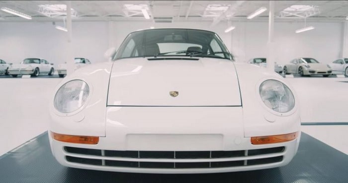 ​شاهدوا أجمل مجموعة من سيارات بورشة البيضاء في مكان واحد