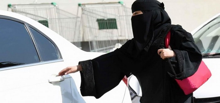 منصة لتأجير السيارات في السعودية تتماشي مع قرار قيادة المرأة
