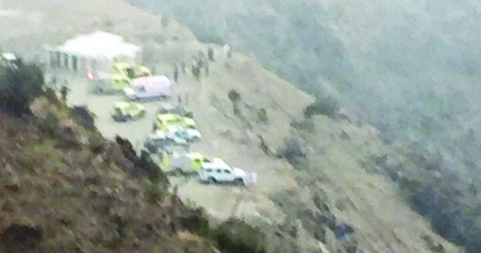 سقوط سيارة من ارتفاع 500 متر في عسير ووفاة سائقها