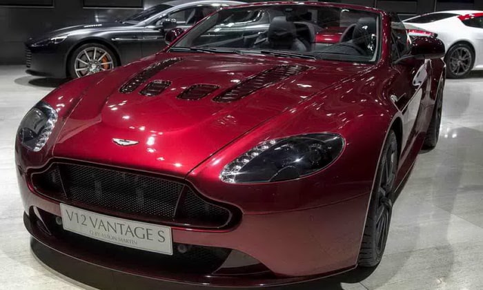 باريس 2014 : أستون مارتن V12 فانتاج S رودستر . . الأقوي والأسرع علي الإطلاق