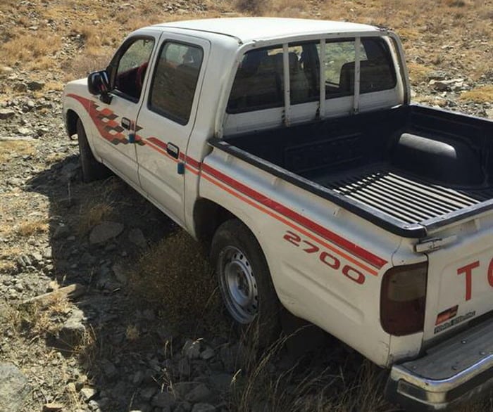 جمعية غوث تقوم بانقاذ سيارتين عالقتين في أبها والعزيزية