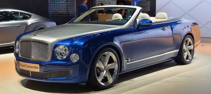 بنتلي جراند كونفيرتبل . . إحساس رائع بالحرية يتولد في لوس أنجلوس