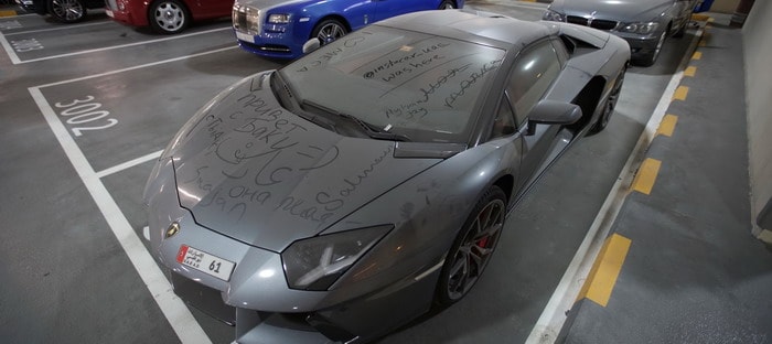 بلدية أبوظبي ترفع أكثر من 4000 سيارة مهجورة في الطرق خلال 2015