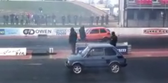 فيديو : سيارتين فيات 126 بقوة 650 حصان يتقابلان في سباق تسارع