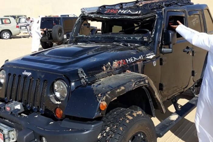 الأمن السعودي ينقذ إماراتيين من انقلاب سيارة بالربع الخالي