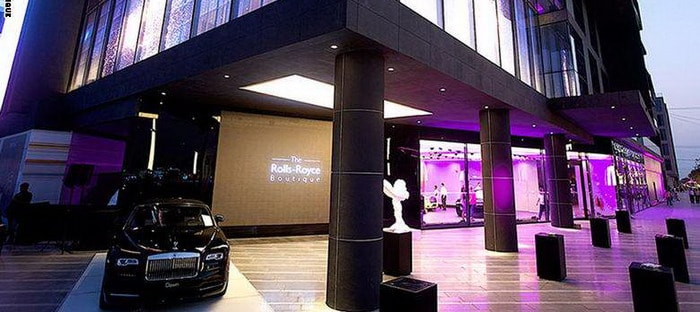 رغم المشاكل الاقتصادية أبوظبي أفضل مكان في العالم في مبيعات رولزرويس